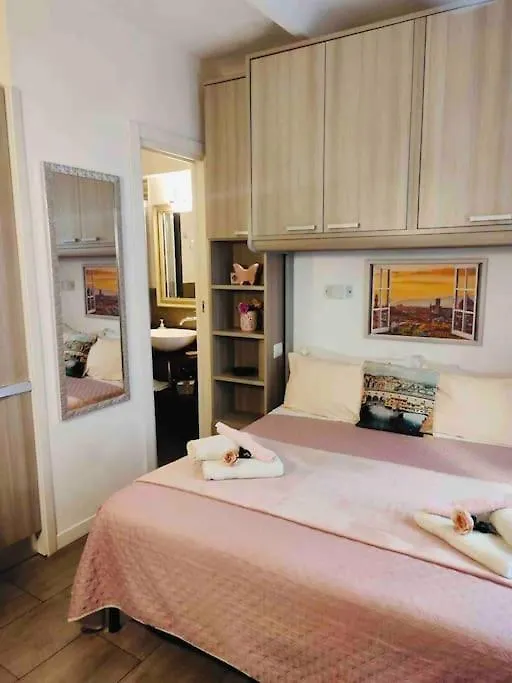 The Nest Near Santa Croce Apartment Florence