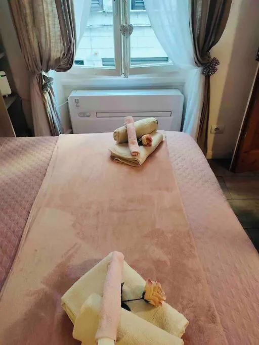 The Nest Near Santa Croce Apartment Florence Italy
